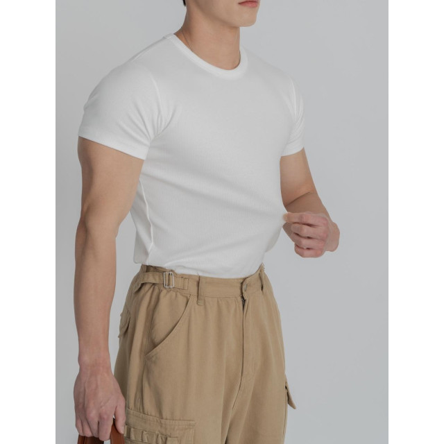 韓國🇰🇷黑白兩色基本款顯壯螺紋貼身短袖『韓國連線』