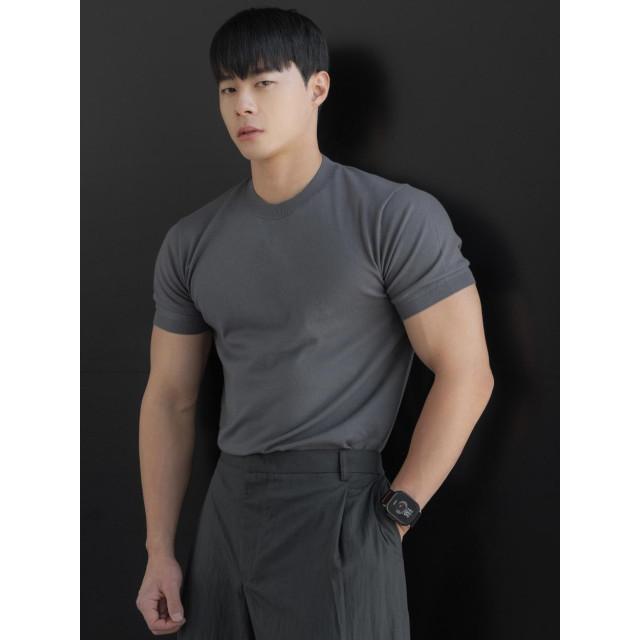 韓國🇰🇷12色輕薄涼爽針織圓領短袖衫『韓國連線』