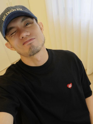 韓國熱賣回歸的刺繡愛心落肩短袖『韓國連線』