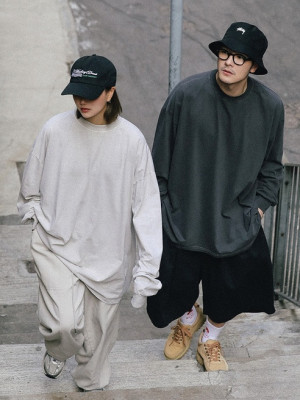 韓國情侶百搭熱賣款!寬鬆落肩棉質長袖『韓國連線』