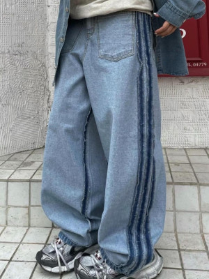 韓國🇰🇷春季最新設計款的反面再反面口袋丹寧褲『韓國連線』