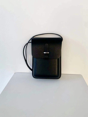 男女都愛買的小廢包！休閒單肩小方包『韓國連線』