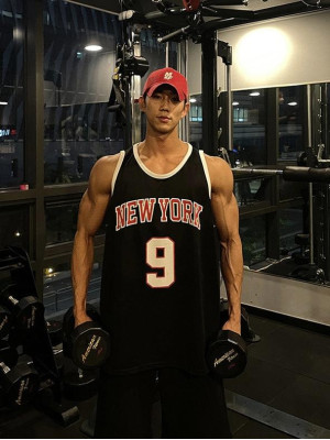 韓國🇰🇷今年夏天不可缺少的街頭感潮流運動背心『韓國連線』