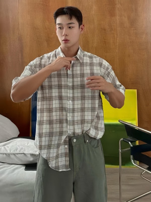 韓國🇰🇷炎熱得夏天不可少了這件!!格紋落肩短袖襯衫『韓國連線』