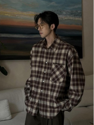 韓國🇰🇷秋冬這件襯衫最適合你!!單口袋格紋休閒長袖襯衫『韓國連線』