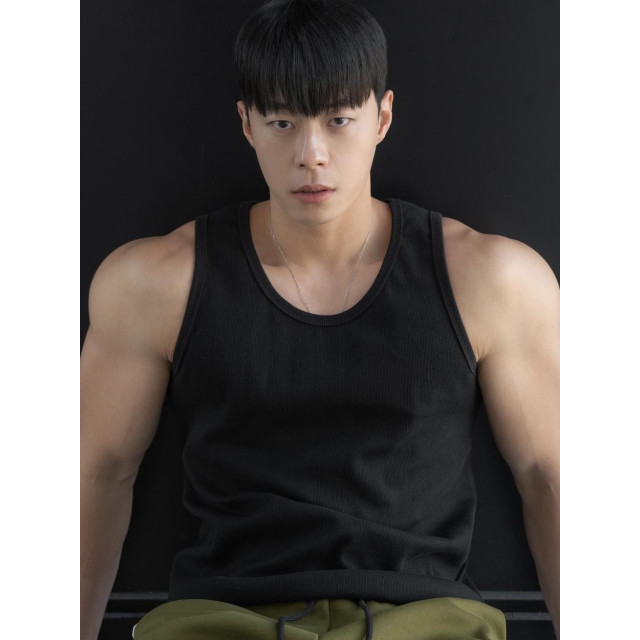 韓國🇰🇷三色簡約合身條紋背心『韓國連線』