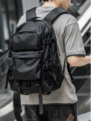 韓國🇰🇷百搭耐用經典款的大容量機能防水後背包『韓國連線』