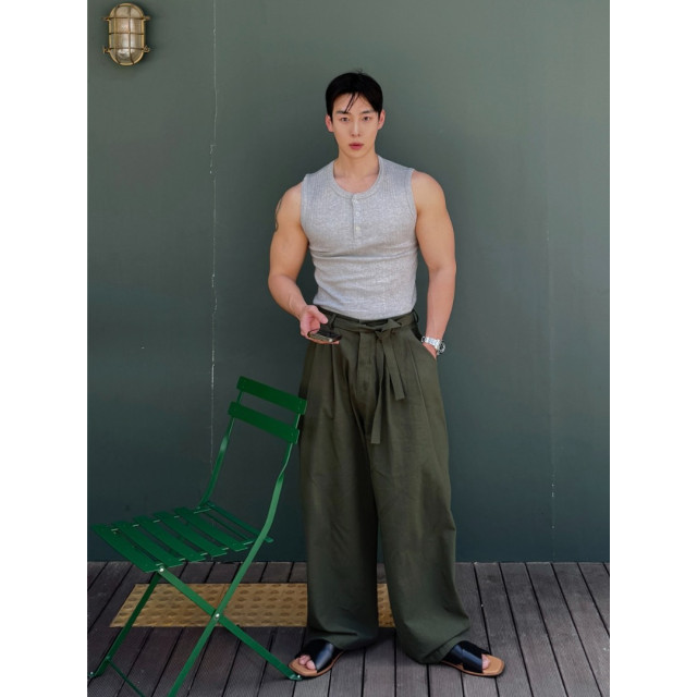 韓國🇰🇷3色亨利領排扣無袖背心『韓國連線』