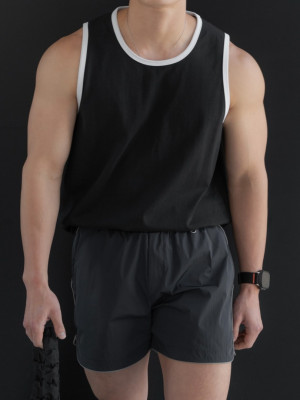 韓國🇰🇷簡約黑白拼接線無袖背心『韓國連線』