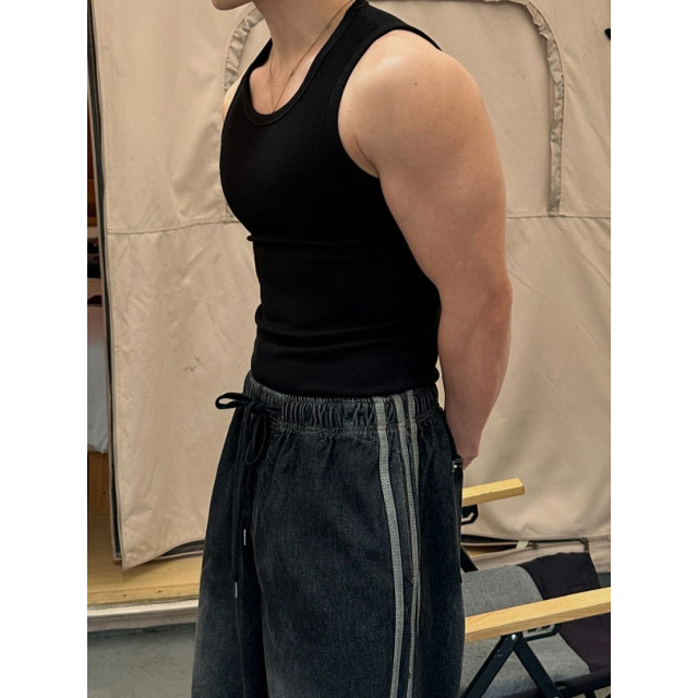 韓國🇰🇷3色簡約合身休閒背心『韓國連線』