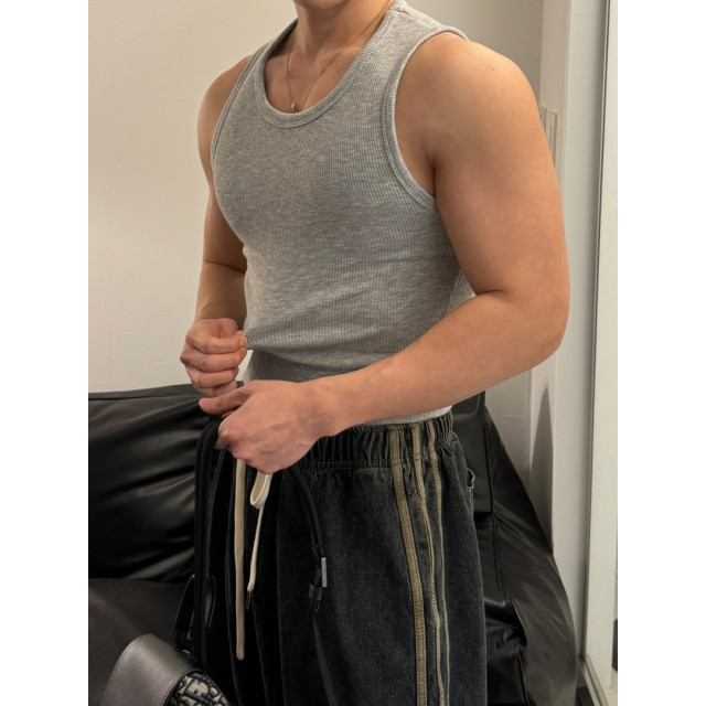 韓國🇰🇷3色簡約合身休閒背心『韓國連線』