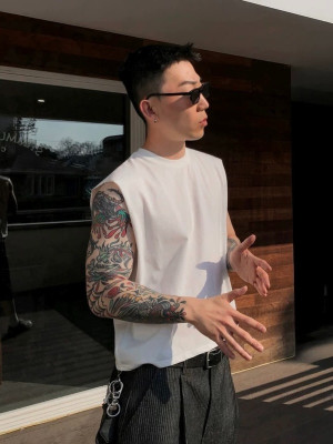 韓國🇰🇷4色削尖超短版無袖背心『韓國連線』