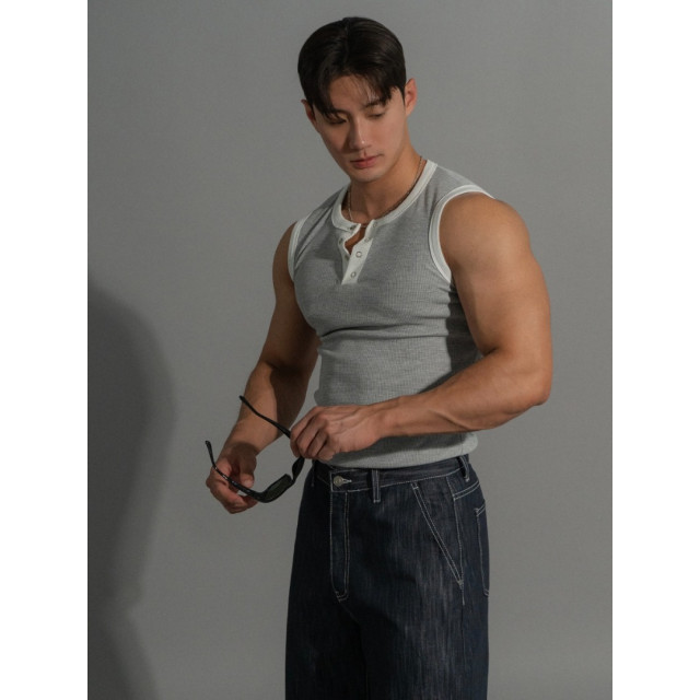 韓國🇰🇷拼接合身亨利領無袖背心『韓國連線』