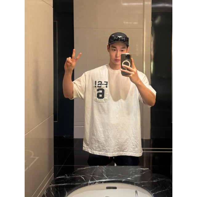 韓國🇰🇷F-61單口袋寬鬆短袖『韓國連線』