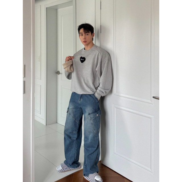 韓國🇰🇷heart立體毛絨大學T『韓國連線』